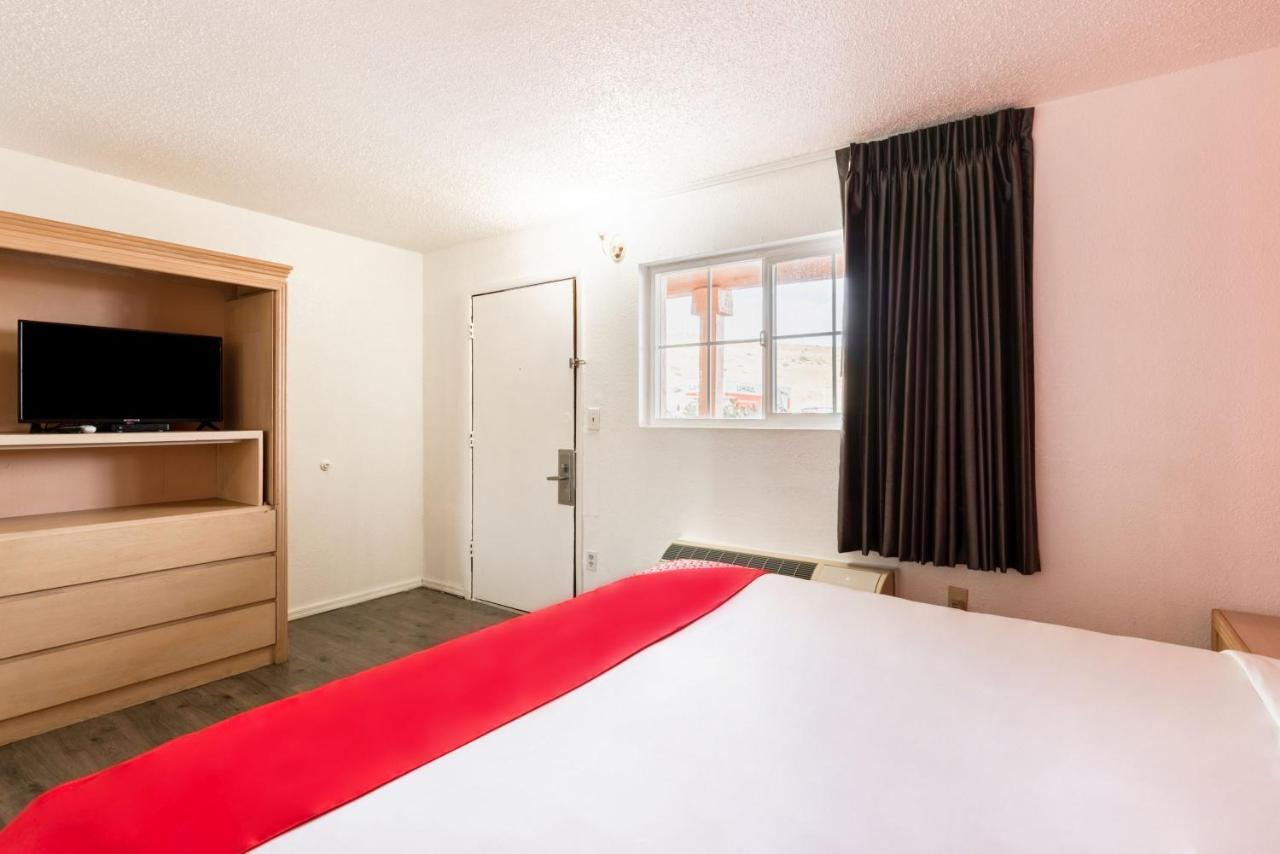Oyo Hotel Globe / Miami Az - Highway 60 ภายนอก รูปภาพ