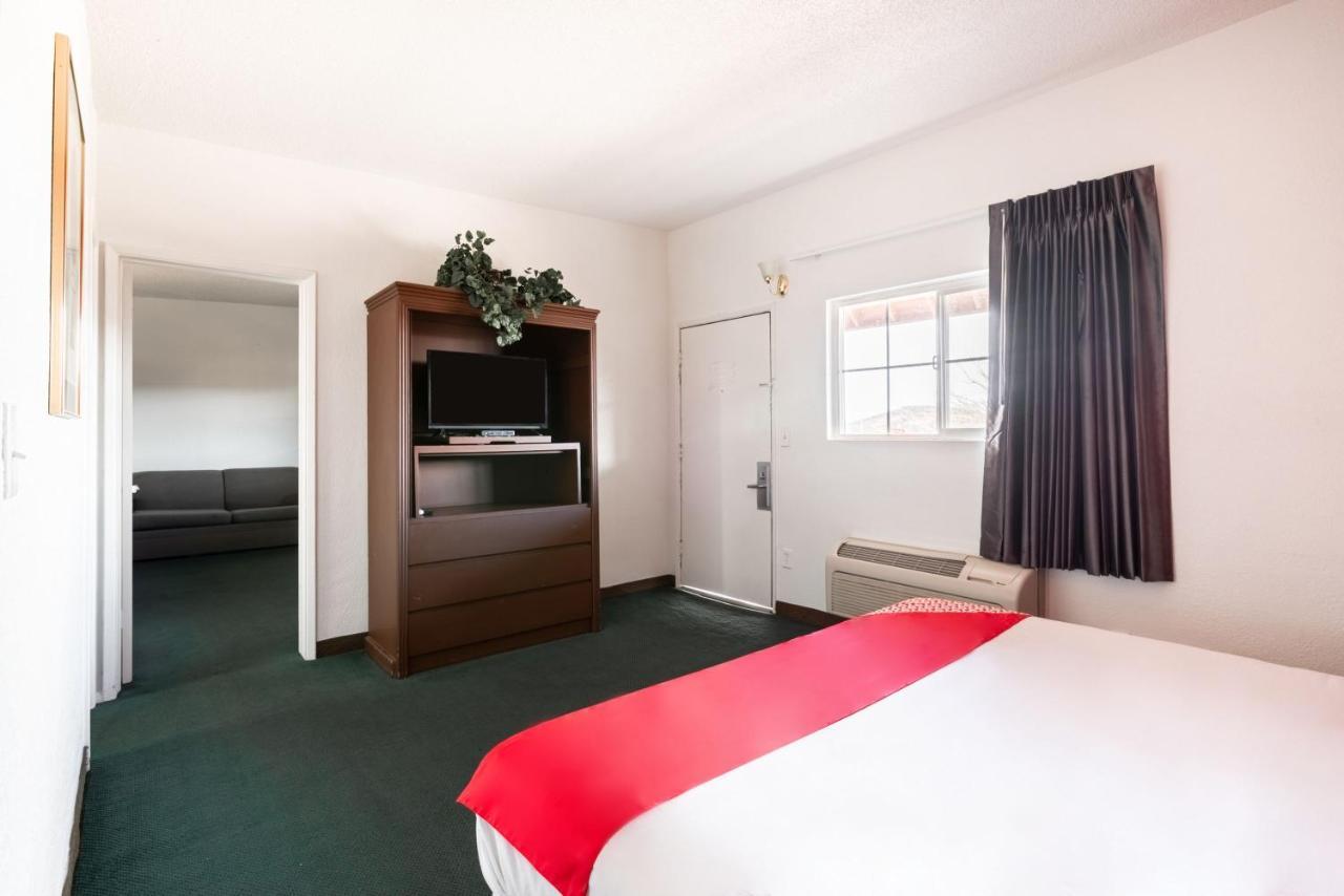 Oyo Hotel Globe / Miami Az - Highway 60 ภายนอก รูปภาพ