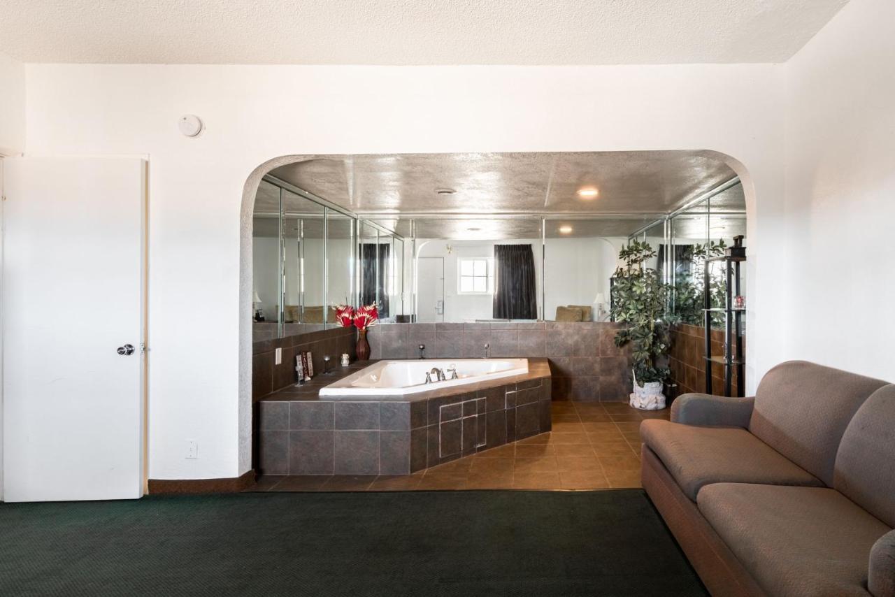 Oyo Hotel Globe / Miami Az - Highway 60 ภายนอก รูปภาพ